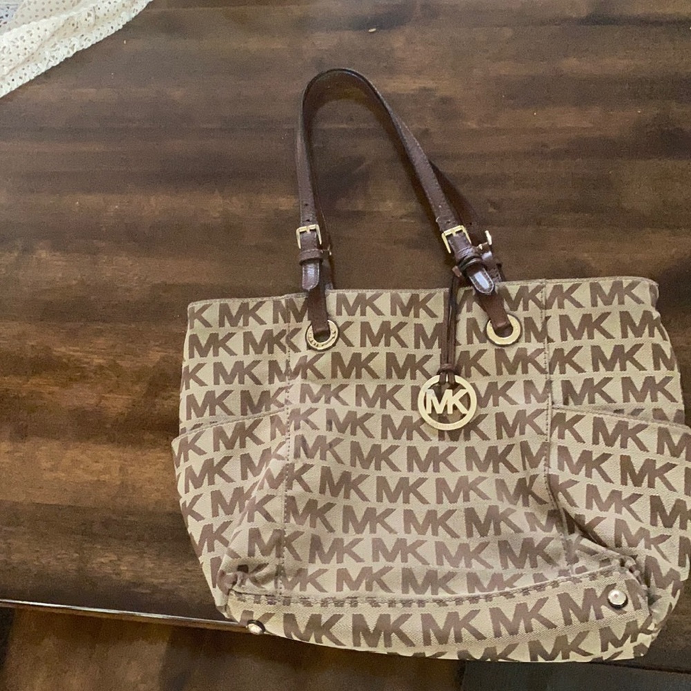 Michael Kors brown bag MK